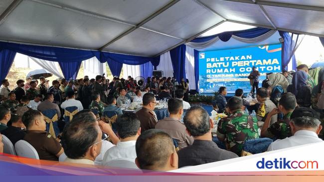Groundbreaking Rumah Contoh Disambut Antusias Warga Rempang
