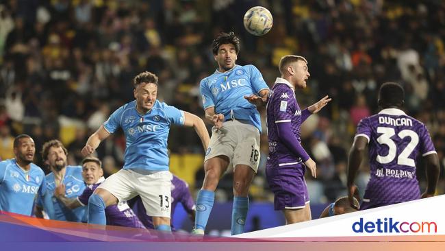 Piala Super Italia: Napoli ke Final Usai Singkirkan Fiorentina