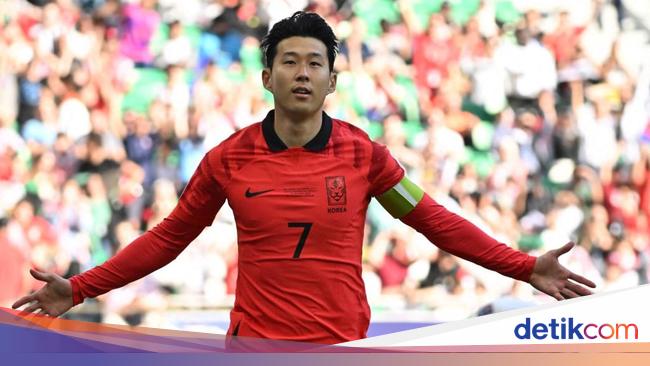 Momen Asisten Pelatih Yordania Minta Foto Bareng Son Heung-min