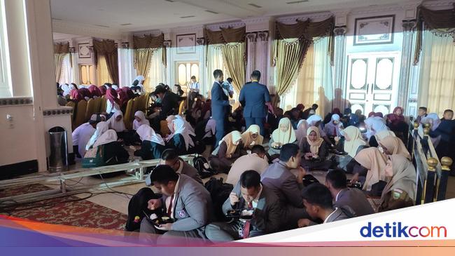 Antusiasme Peserta Saksikan #DemiIndonesia Cerdas Memilih di Palembang