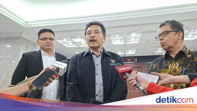 MKMK Klarifikasi Pelapor Dugaan Pelanggaran Kode Etik Hakim Konstitusi