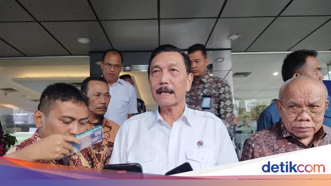 Singgung Wacana Pajak Motor BBM Naik, Luhut Minta Jangan Sebut Dirinya Jahat