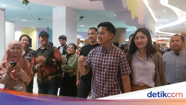 Tinjau Job Fair Digelar PSI di Mal Yogya, Kaesang Semangati Pencari Kerja