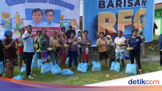 Paket Sembako-Makan Siang Gratis Dibagikan Relawan Gibran di Papua