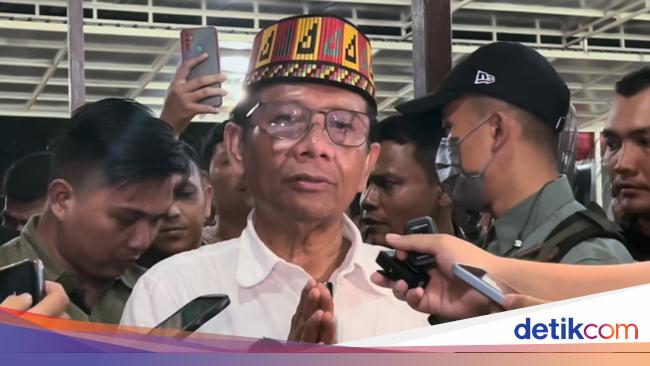 Surat Pengunduran Diri Mahfud Selangkah Lagi Diserahkan ke Jokowi