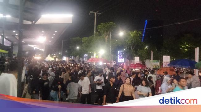 Bawaslu Surabaya Sempat Setop Konser Gaspoll Prabowo-Gibran: Langgar Jadwal