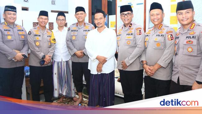 Gus Baha Apresiasi Polri Wujudkan Pemilu Aman-Damai, Ajak Warga Jaga Kerukunan