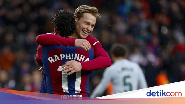Gol Bersejarah Frenkie de Jong: Cetak Gol ke-11.000 Barcelona