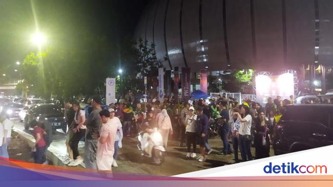 Konser Ed Sheeran Selesai Digelar, Lalin Depan JIS Macet