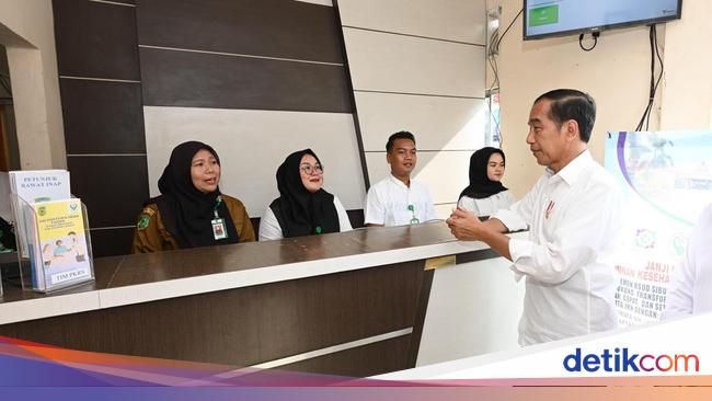 Jokowi Tinjau RSUD Sibuhuan Sumut, Pastikan Pendaftaran BPJS Cepat