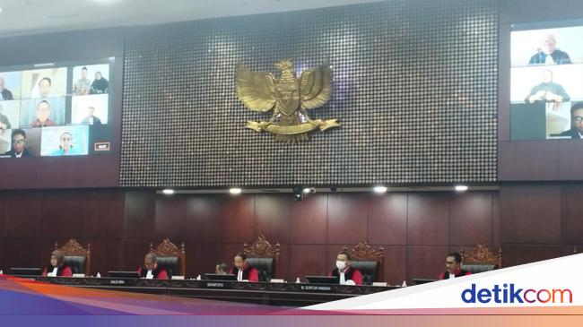 MK Tolak Gugatan 11 Kepala Daerah Hasil Pilkada 2020 Geser Pemilihan ke 2025