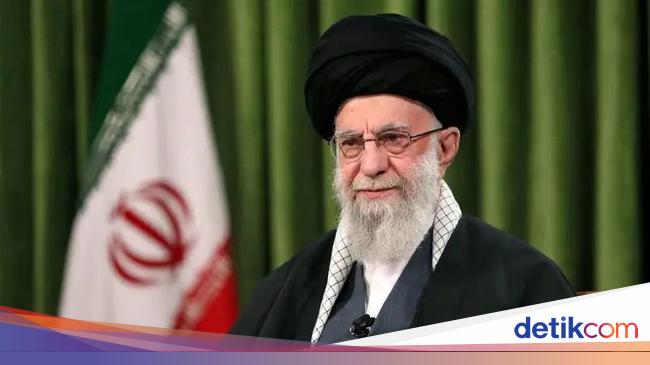 Khamenei Bersumpah Akan Balas Serangan Israel-AS terhadap Iran!