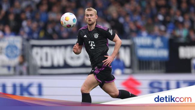 Ten Hag Ngaku Tak Usulkan Transfer De Ligt ke MU, tapi...