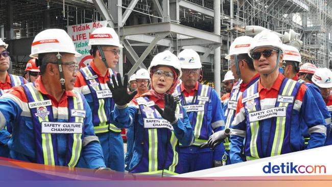 Sosok Perempuan di Balik Moncernya Kinerja Pertamina