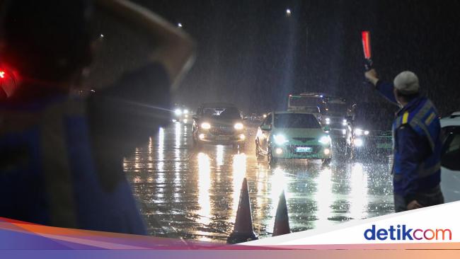 Pemudik Rehat di Bahu Jalan Tol Jadi Hambatan, Bisa Picu Kemacetan