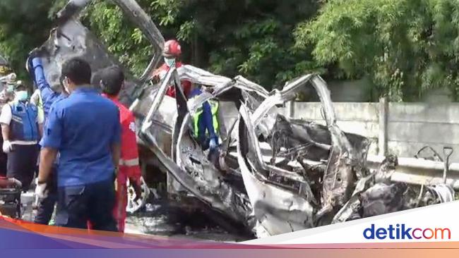 Rentetan Sopir GranMax Bolak-balik Ciamis-Jakarta Sebelum Kecelakaan Tol Japek