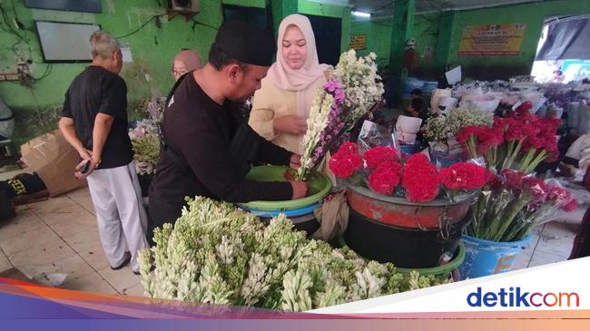 Wow, Harga Bunga Sedap Malam di Pasar Bunga Rawa Belong Jakbar Naik Menjelang Takbiran