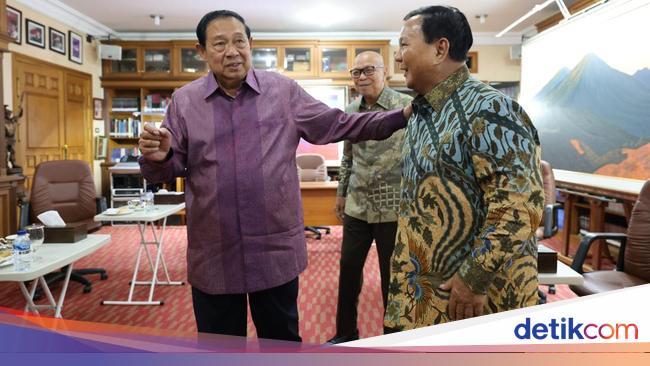 Wow Prabowo Subianto Bertemu dengan SBY di Puri Cikeas