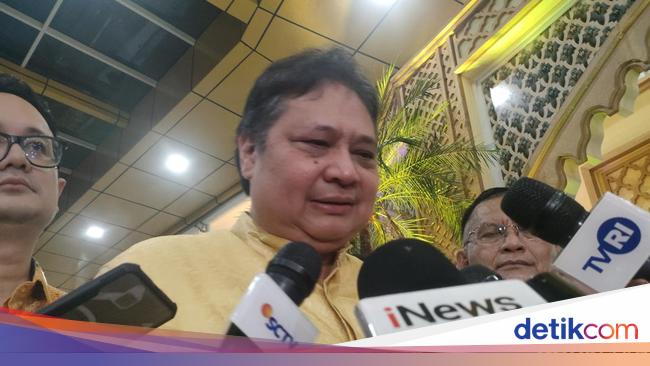 Airlangga Balas Hasto soal 'Semua Boleh Daftar kecuali Bobby'