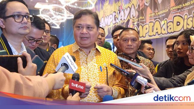 Seloroh Airlangga soal Kans Golkar Usung Raffi Ahmad di Pilkada