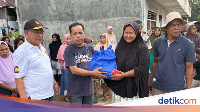 Gerindra Kirim 500 Paket Sembako untuk Korban Banjir Sijunjung