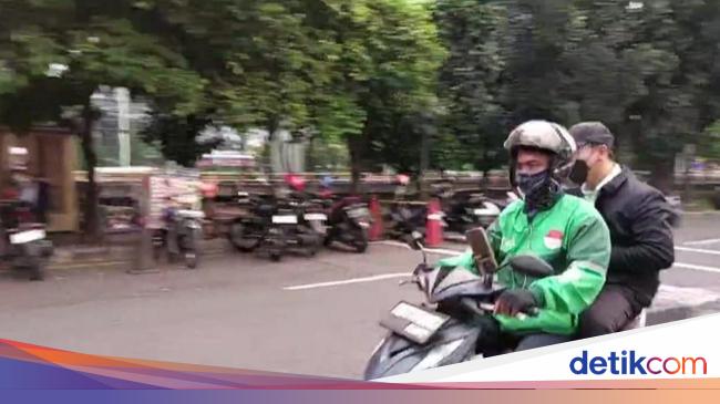 Momen Eks Kepala Bea Cukai Purwakarta Naik Ojol Usai Hartanya Diusut KPK