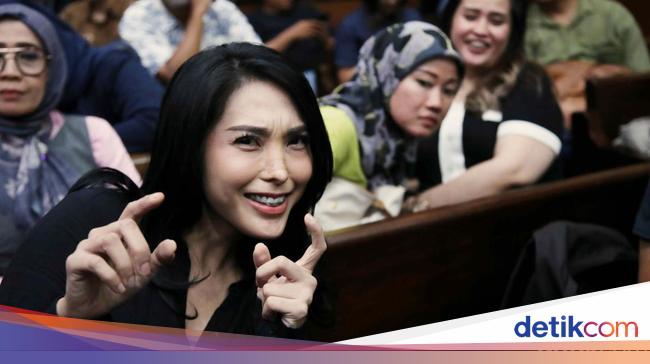 Tawa Biduan Nayunda saat Ditanya Duit dari SYL Tak Mungkin Cuma-cuma