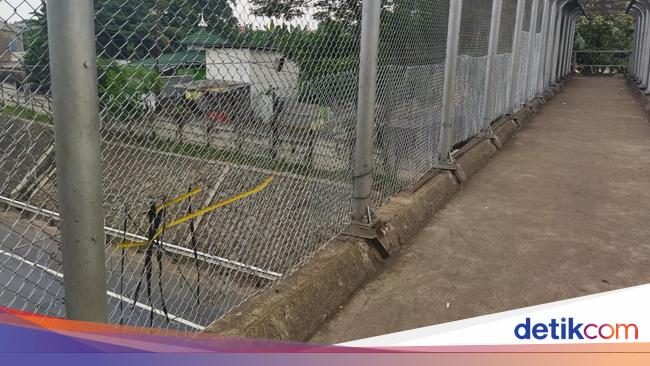 Fakta-fakta Pilu Bocah Tewas Usai Jatuh dari JPO di Atas Tol JORR