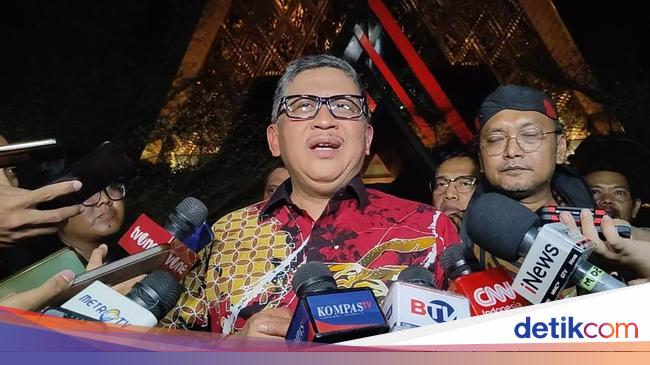 Kata Hasto PDIP soal Prabowo Unggah Kenangan 103 Tahun Kelahiran Soeharto