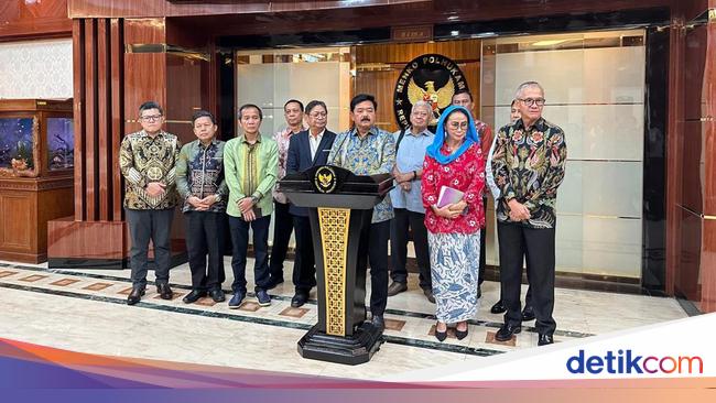 Para Calon Anggota Kompolnas: Petahana, Aktivis, hingga Purnawirawan