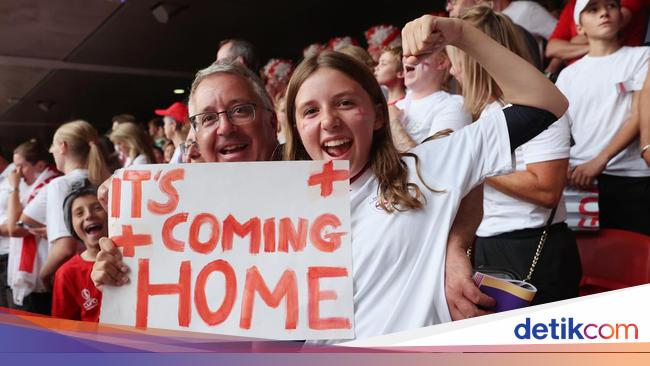 Duh, “Football’s Coming Home” Dituding Bikin Sial Timnas Inggris!