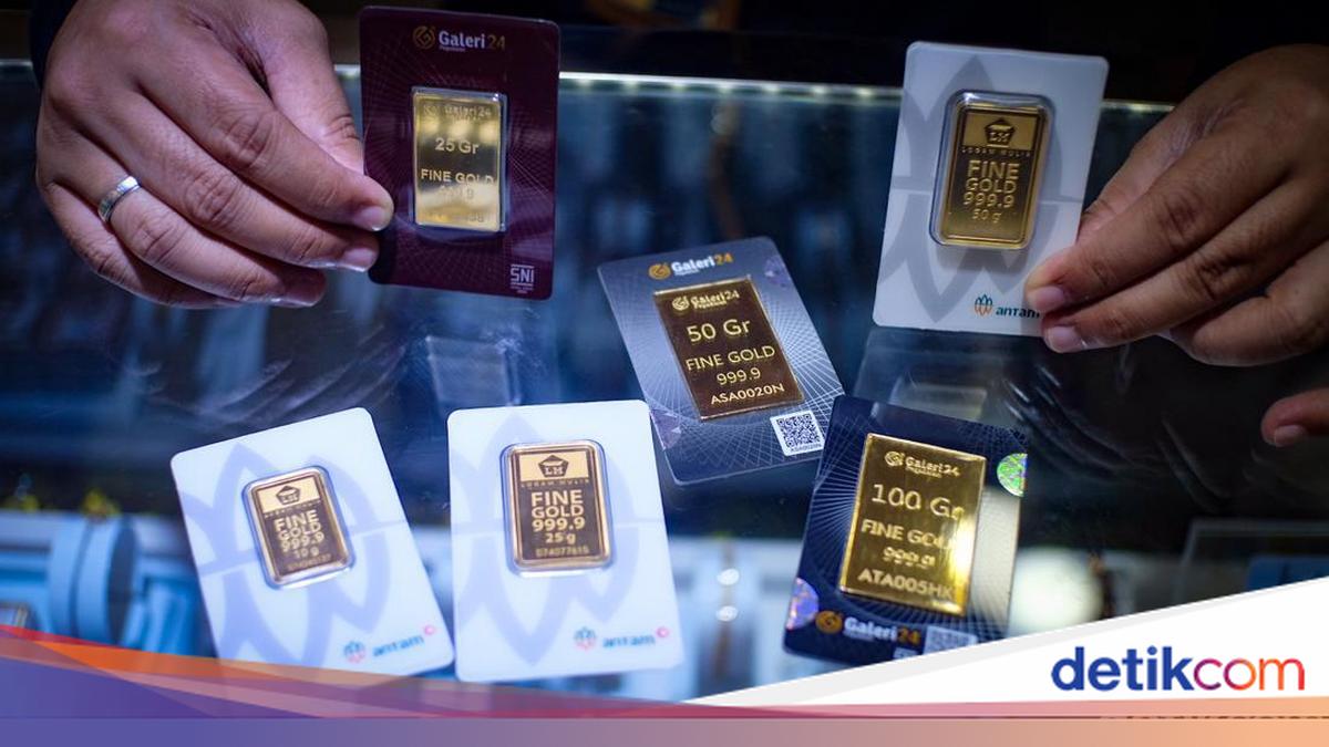 Harga Emas Antam Ambruk! Turun Rp 31.000/Gram