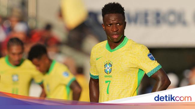 Ancelotti soal Vinicius Memble di Timnas Brasil: Dia Tertekan