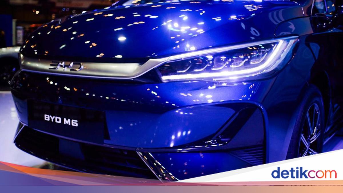 Pajak BYD M6 Hanya Rp 143 Ribu Setahun, Simak Detailnya