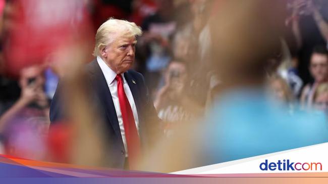 AS Sebut Hacker Iran Tawarkan Materi Kampanye Trump ke Tim Biden