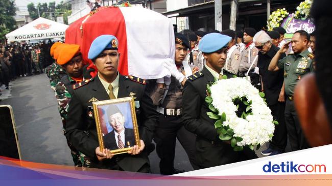 Pesan Hamzah Haz ke Keluarga yang Selalu Membekas