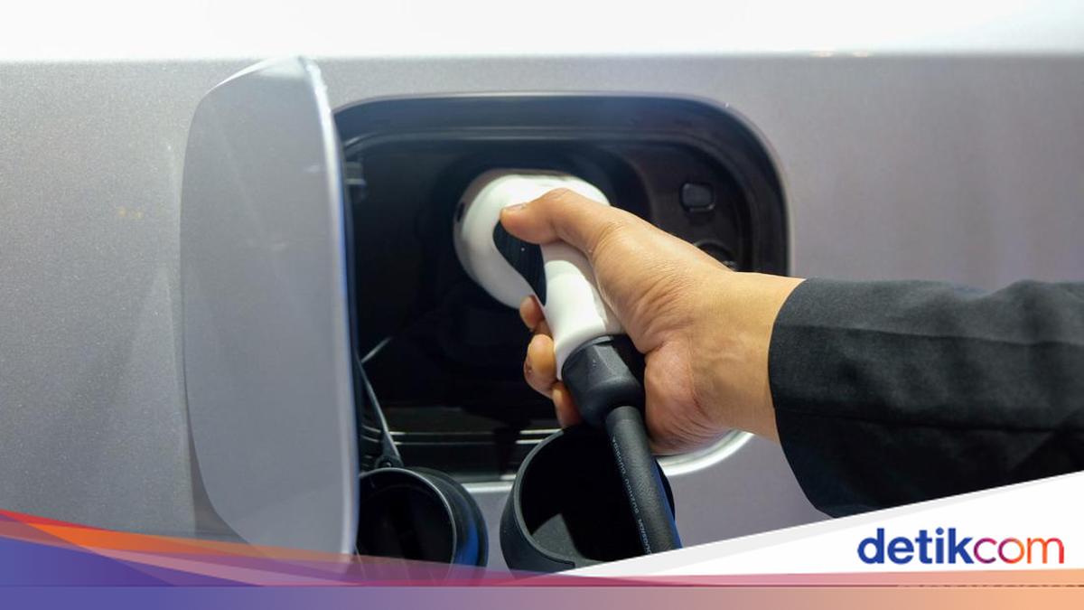 Mobil Listrik Kena Pajak saat Harga BBM Naik, Investasi Rp 44 T Terancam