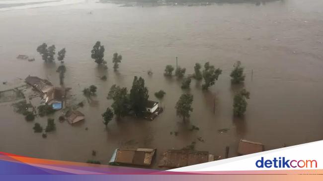 Korut Dilanda Banjir, 4.000 Rumah Terendam