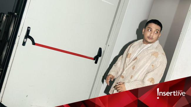 Viral Foto Bareng Sitok Srengenge, Sal Priadi Beri Penjelasan