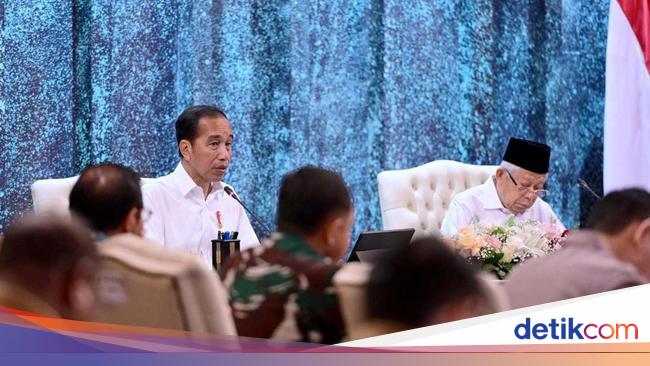 Jokowi Reshuffle Kabinet Hari Ini: Menkumham hingga Menteri ESDM