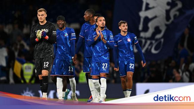 Duh! Chelsea Disoraki Suporter Sendiri