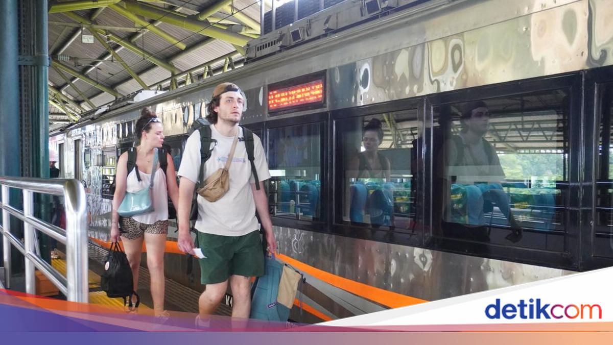 129 Ribu Turis Asing Naik Kereta di Kuartal I, Paling Banyak dari Stasiun Ini