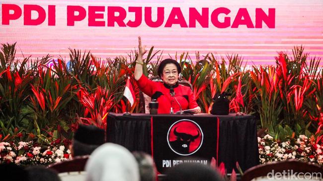 Megawati Sebut Survei Bisa Dibeli, Singgung Metode By Phone