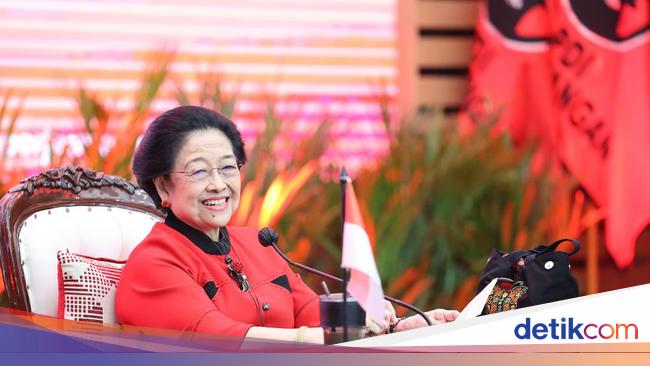 Eriko Ungkap Megawati Tersenyum saat Ditanya Rencana Bertemu Prabowo