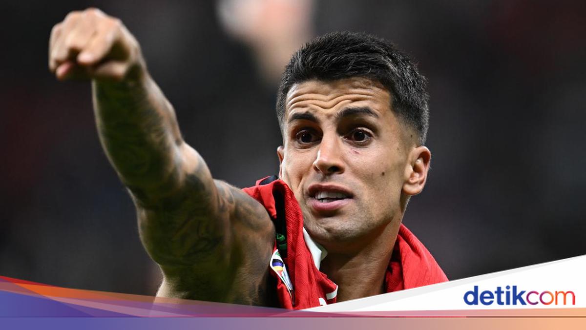 Joao Cancelo Tak Cuma Diminati Barcelona, Inter Juga Mau Pinjam