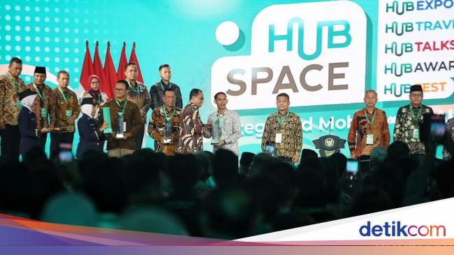 24 Kabupaten Raih Penghargaan Kemajuan Konektivitas Transportasi dari Menhub