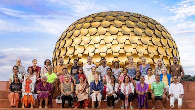 Mengenal Auroville, Kota di India yang Penduduknya Hidup Tanpa Uang dan ...