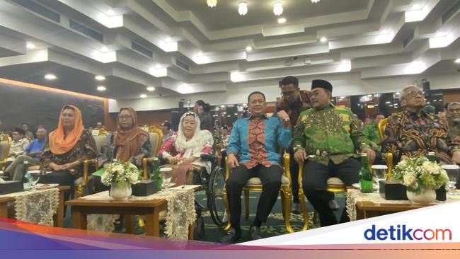 Sinta Nuriyah-Yenny Wahid Sambangi MPR Usai TAP Pemberhentian Gus Dur Dicabut