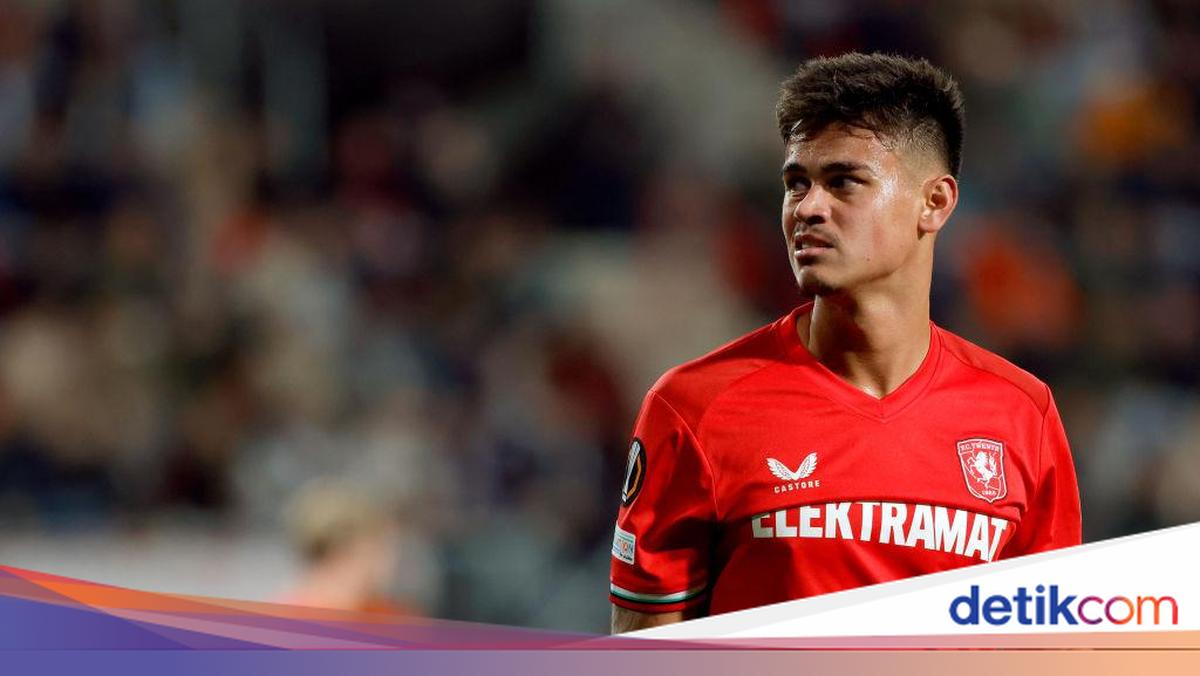 Kok Ada Mees Hilgers di Latihan Timnas Indonesia?