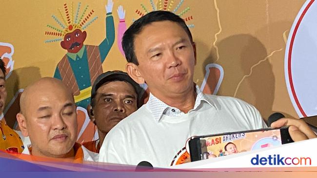 Narasi Ahok 'Pasangan Lain Berbahaya' Dibalas Kubu RK